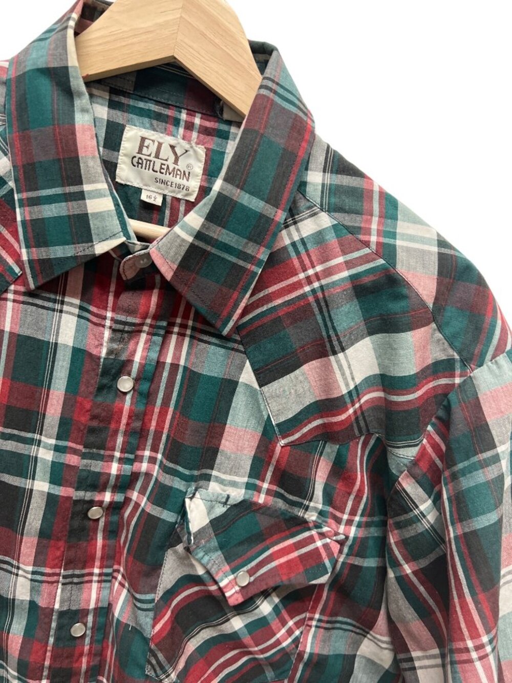 Ely Cattleman Vintage Red & Green Short Sleeve Pearl Snap Shirt